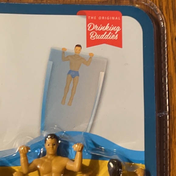 FREE w/ANY $50 PURCHASE Drinking Buddies Reuseable Glass Drink Markers SpeedoMen - Picture 7 of 7